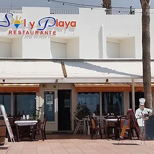 pension-sol-y-playa.es-andalucia.com/