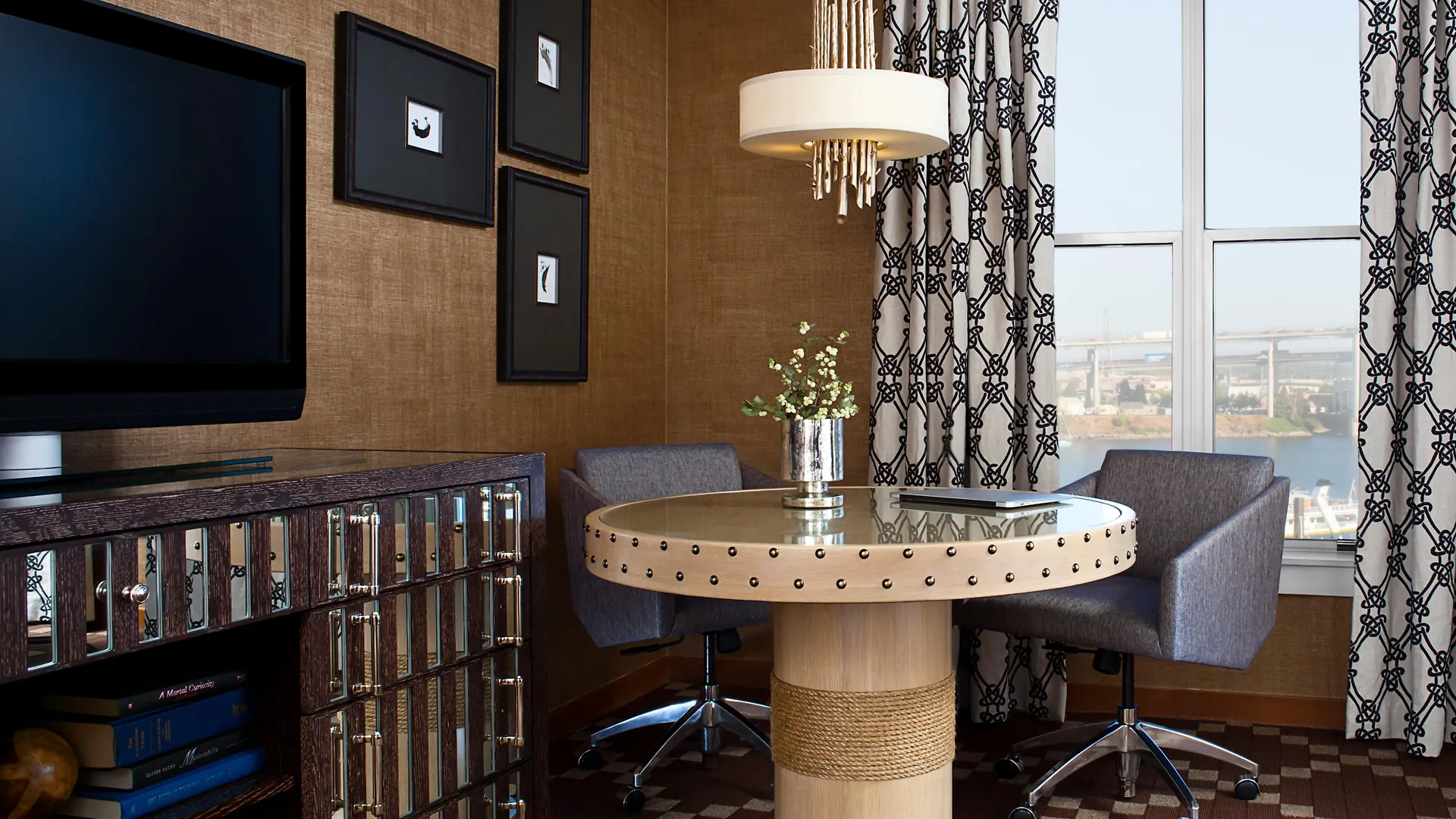 Kimpton Riverplace Hotel By Ihg Portland 4*,